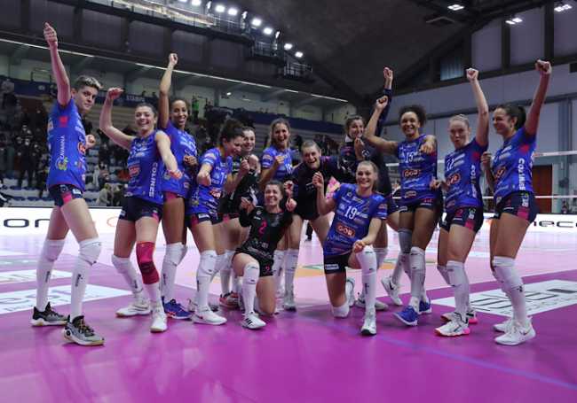 Igor vittoriosa gruppo