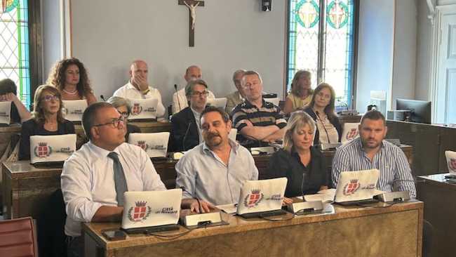 mond hockey present comune