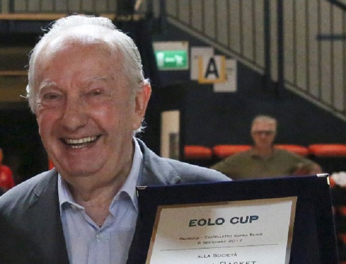 Cordoglio ad Oleggio per la scomparsa di Luciano Giani, fondatore della squadra di basket