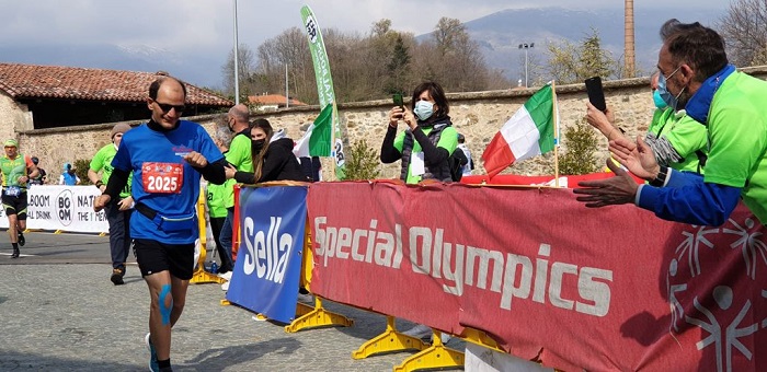 Rewoolution a fianco dell'atleta Special Olympics Perona