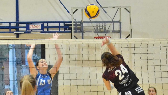 S2M Vercelli Volley vince il big match