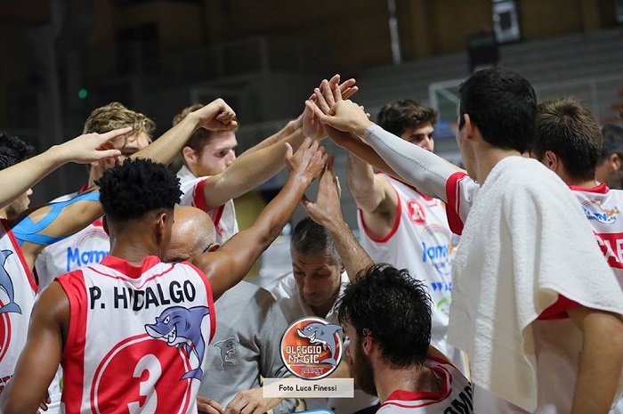 Squali tenaci e determinati: Oleggio batte Alba