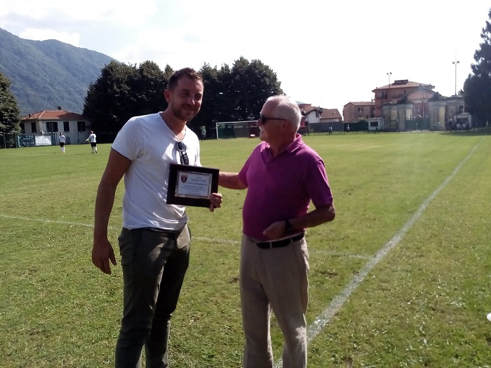 Rocco Mangialardo lascia il calcio e l'Agrano lo premia per il suo impegno